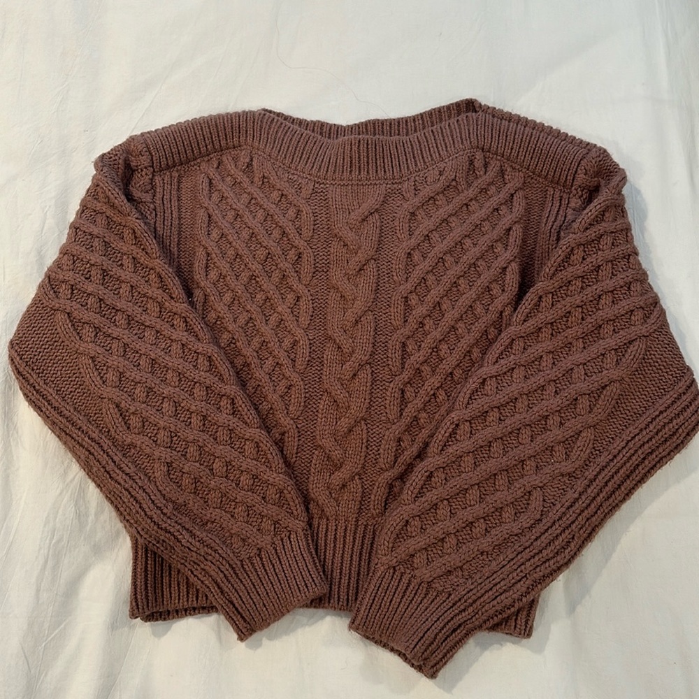 NWOT sweater SZ M